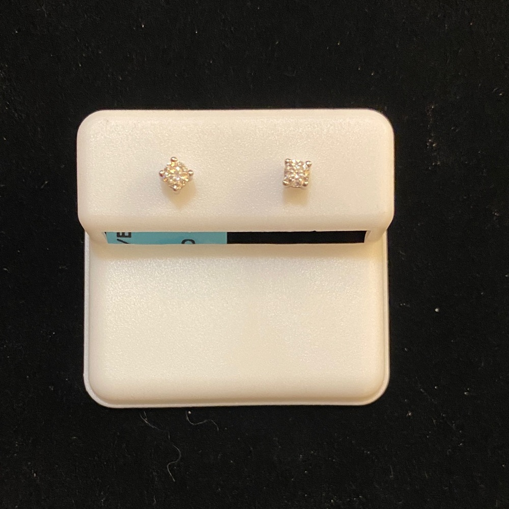 Elegant Sterling Silver 0.20 Moissanite Stud Earrings